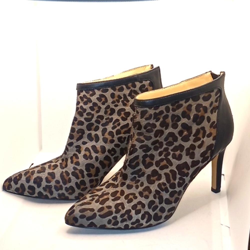 Adrienne Vittadini boots size 8 and 1/2